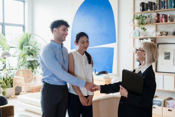 Guide Pratique : Maîtriser les Exigences de Reporting Financier pour les Sociétés Cotées